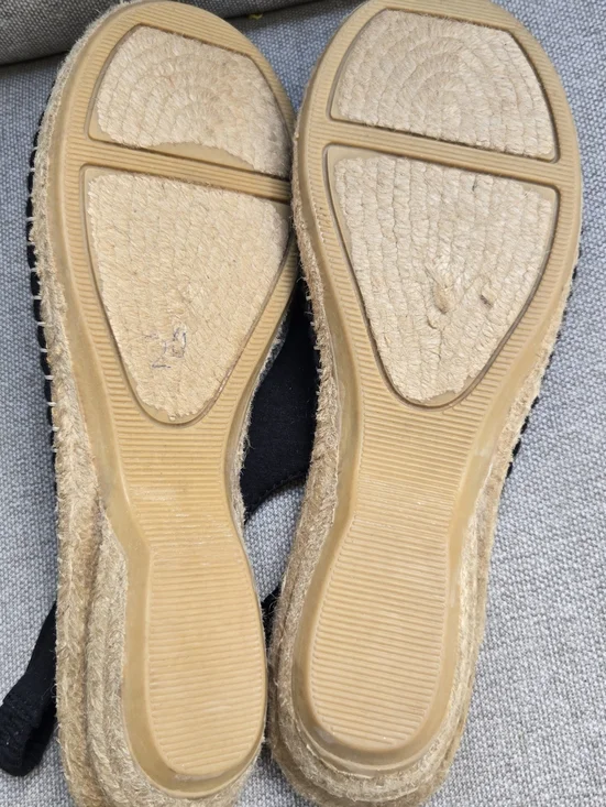 Cliffs By White Mountain Women’s Black Bow Espadrille Flats - Picture 9 of 10